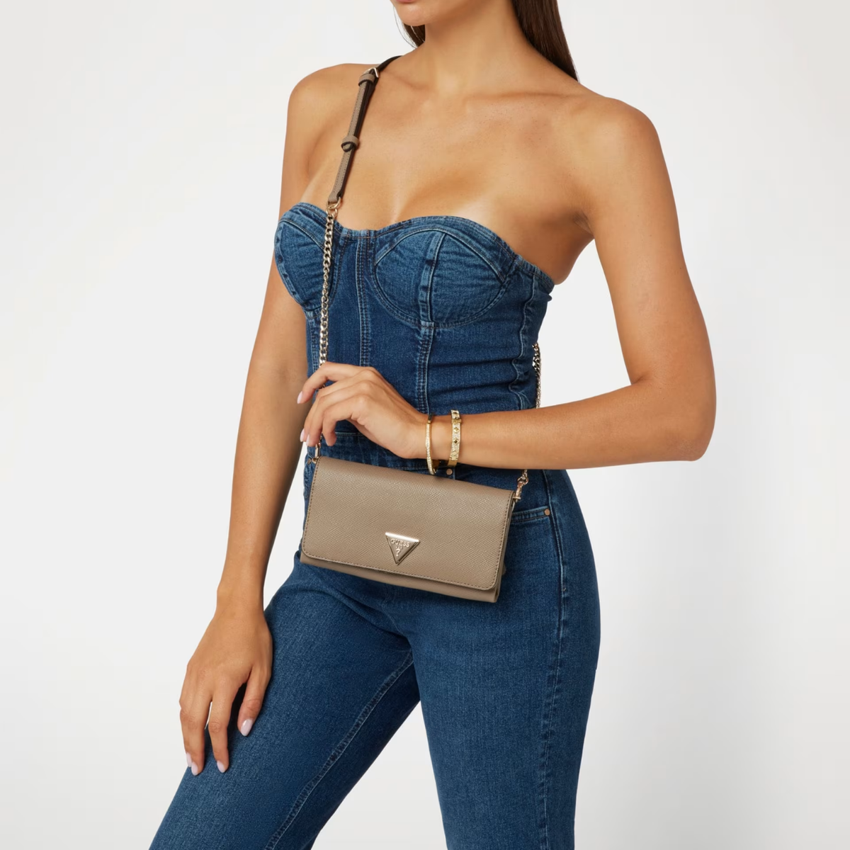 GUESS NOELLE CORE FLAPOVER CROSSBODY ORGANIZER - Image 5